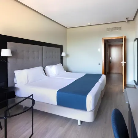 Abba Garden Отель Эсплугес-де-Льобрегат