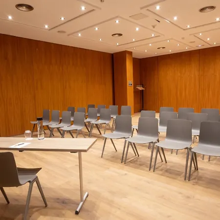 Abba Garden Отель Эсплугес-де-Льобрегат