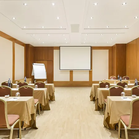 Abba Garden Эсплугес-де-Льобрегат